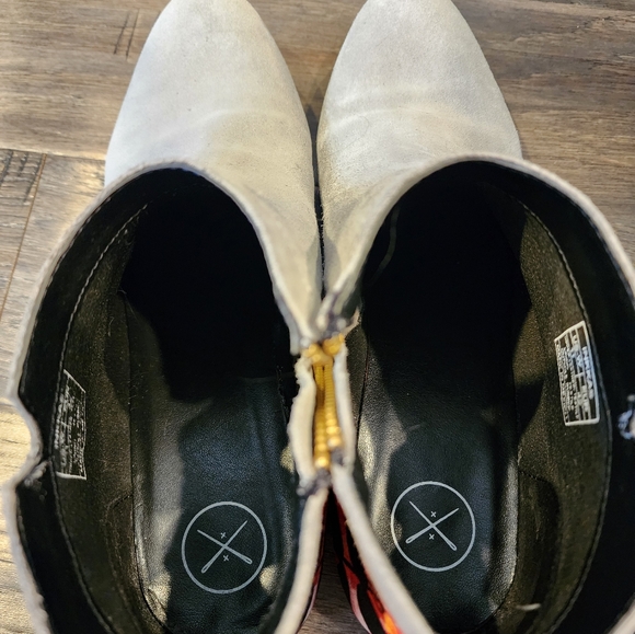 Inkkas Savannah Bootie - Picture 3 of 3